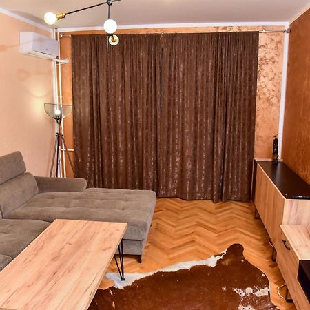 Goldi Apartman Баня-Лука Экстерьер фото