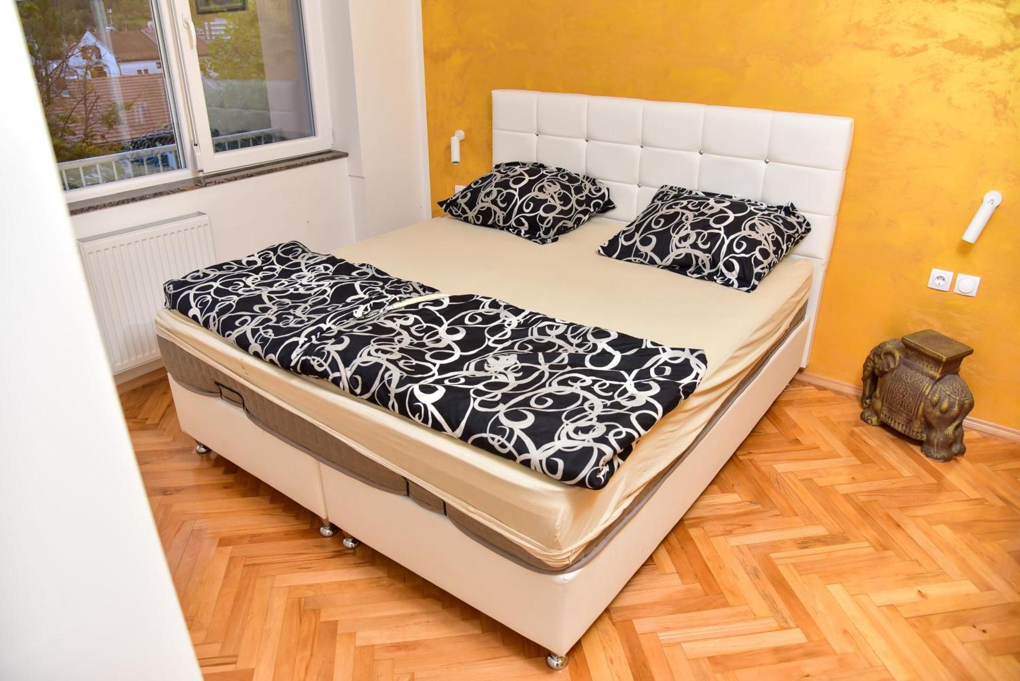 Goldi Apartman Баня-Лука Экстерьер фото