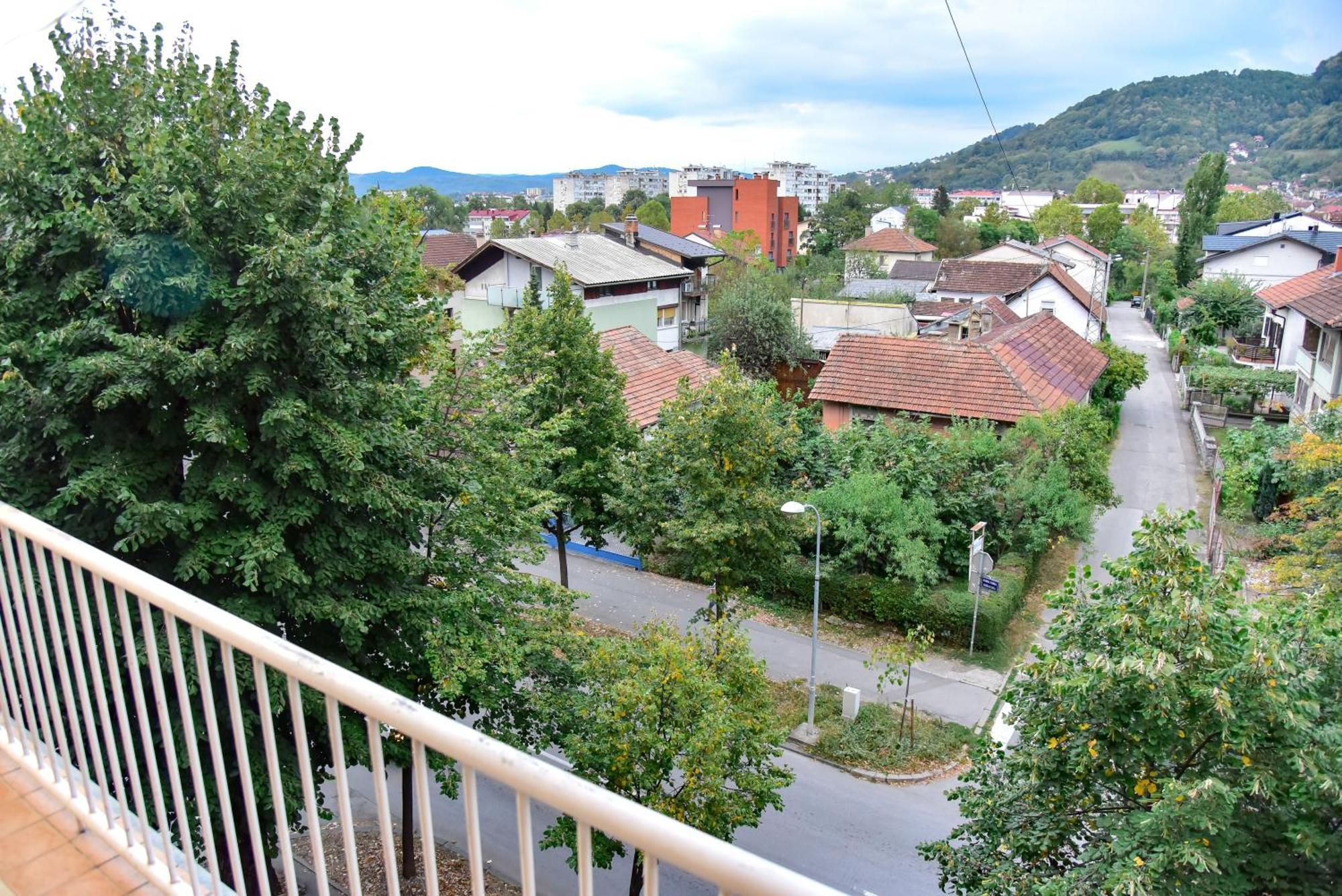Goldi Apartman Баня-Лука Экстерьер фото